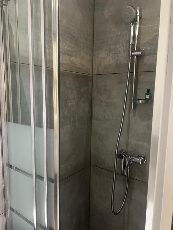 Apartamento Sous Les Toits De Paris Trocadero Exterior foto